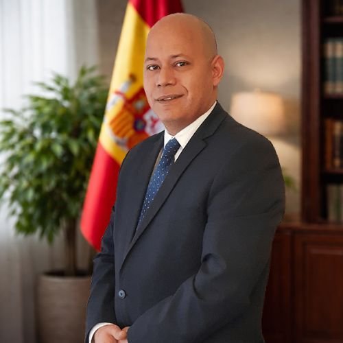 Lino García Noriega abogado de extranjería en Madrid